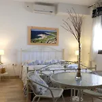 Pensionat Anna's House Borgagne
